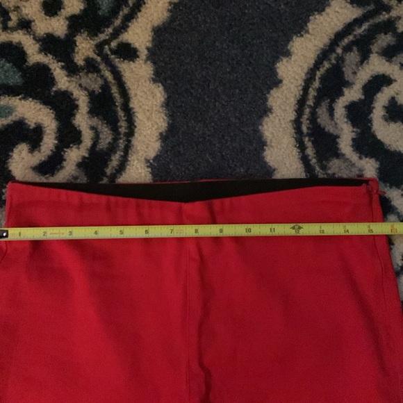 Like new ladies red stretch ankle pants - Picture 4 of 8